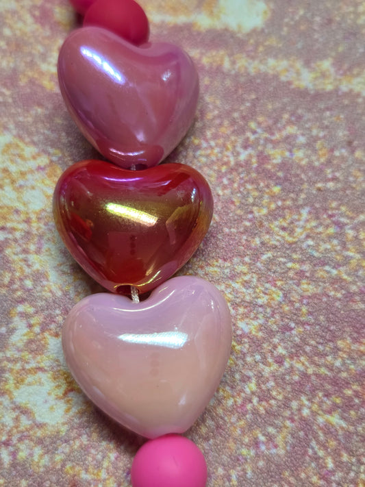 A Pocket Full of Hearts 💕- Phone Charm- if you love pinks, reds, rhinestones, & hearts, this is the one for you! Carabiner Topper