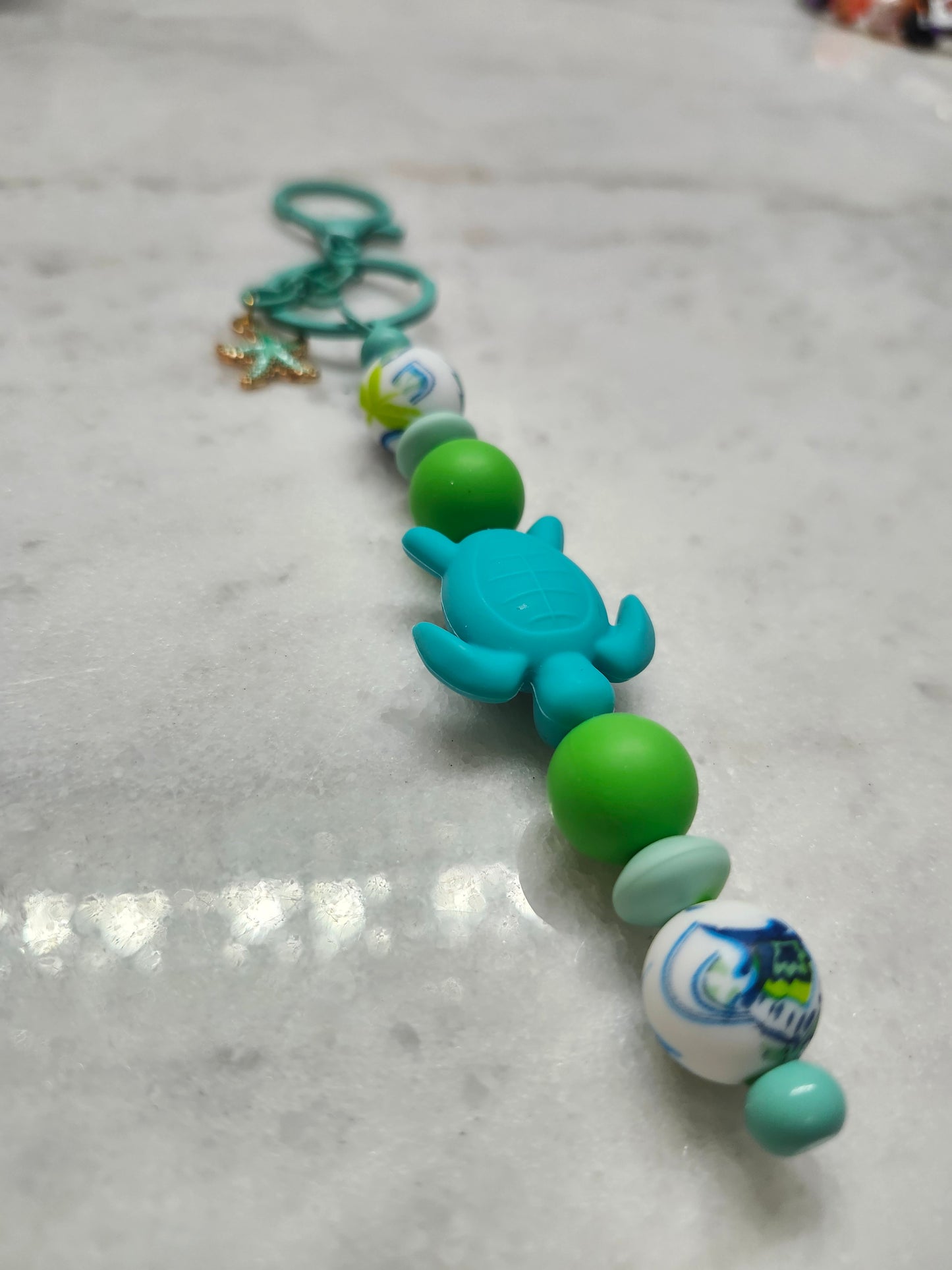 Sea Foam🌊🐢 - Keychain