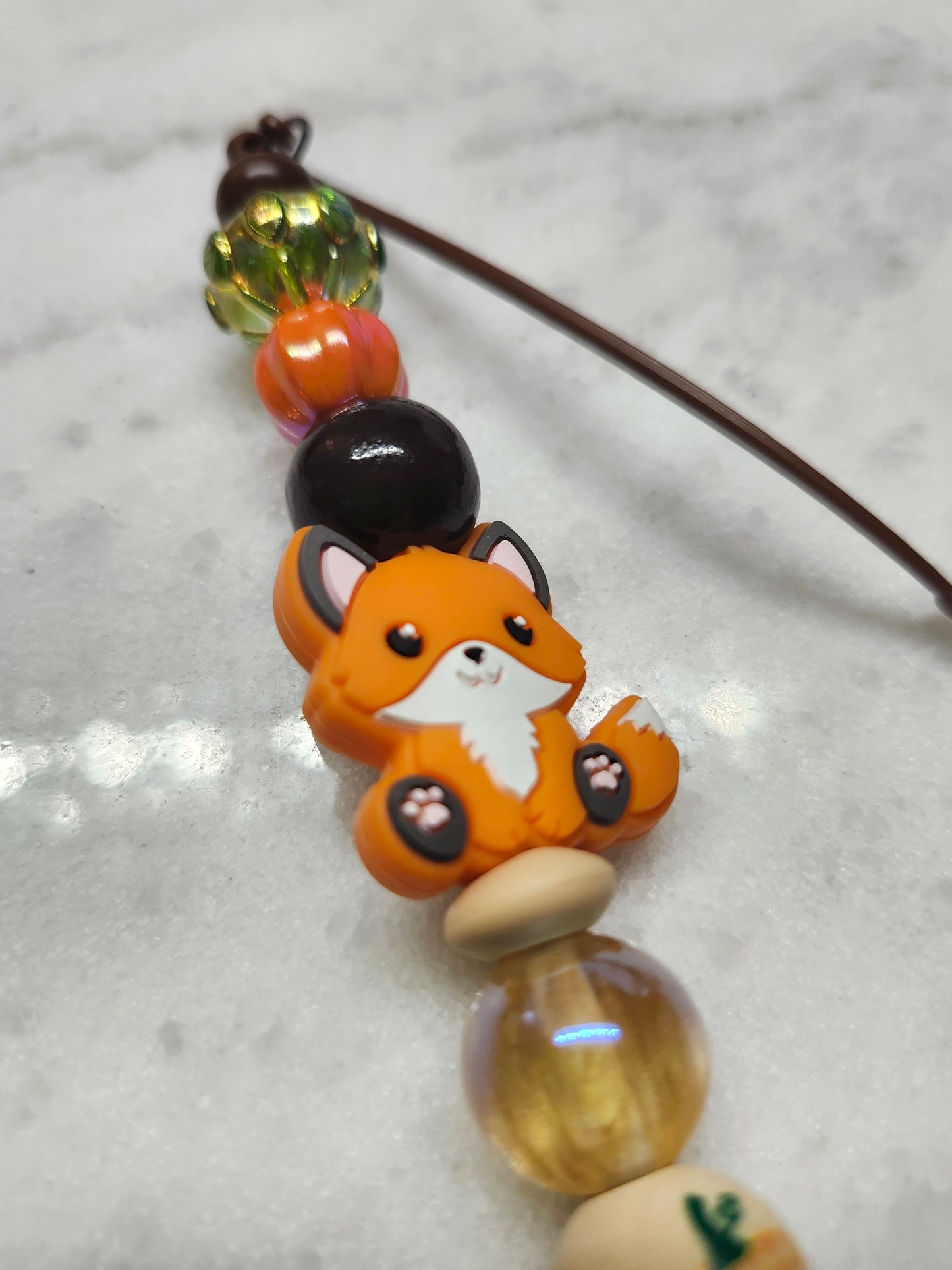 Foxy Paws🦊🐾 - Bookmark