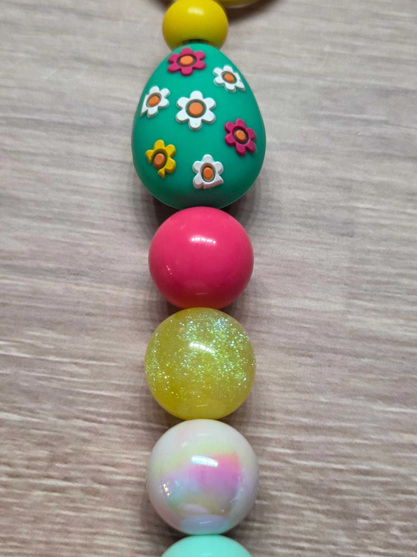 Easter - Cute Decorated Easter Egg Focal Keychain/Purse Charm with a Daisy Bead. Yellow Hardware.