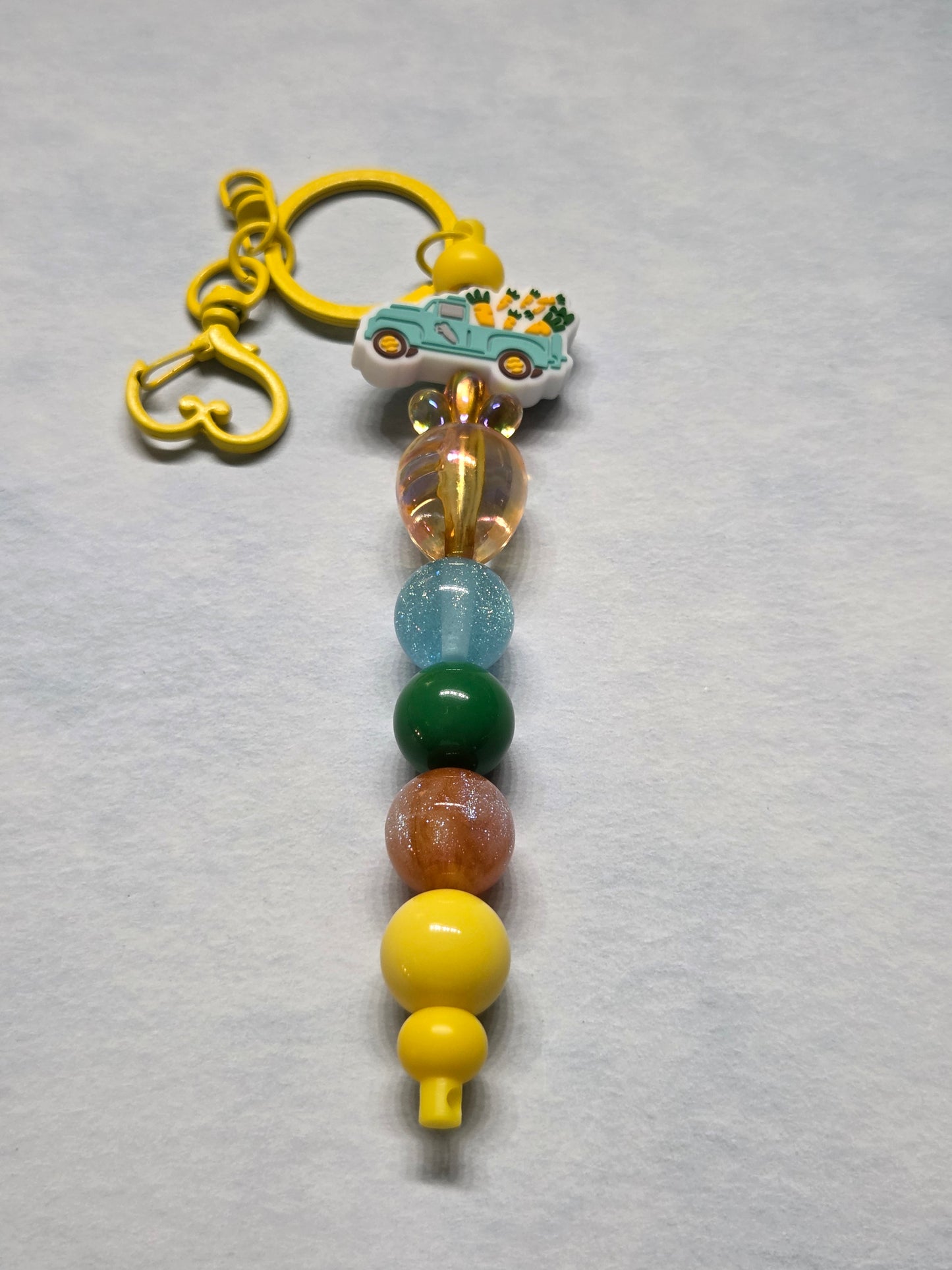 Easter - Easter Truck keychain/Purse charm filled with Carrots 🥕  feat. a large carrot bead