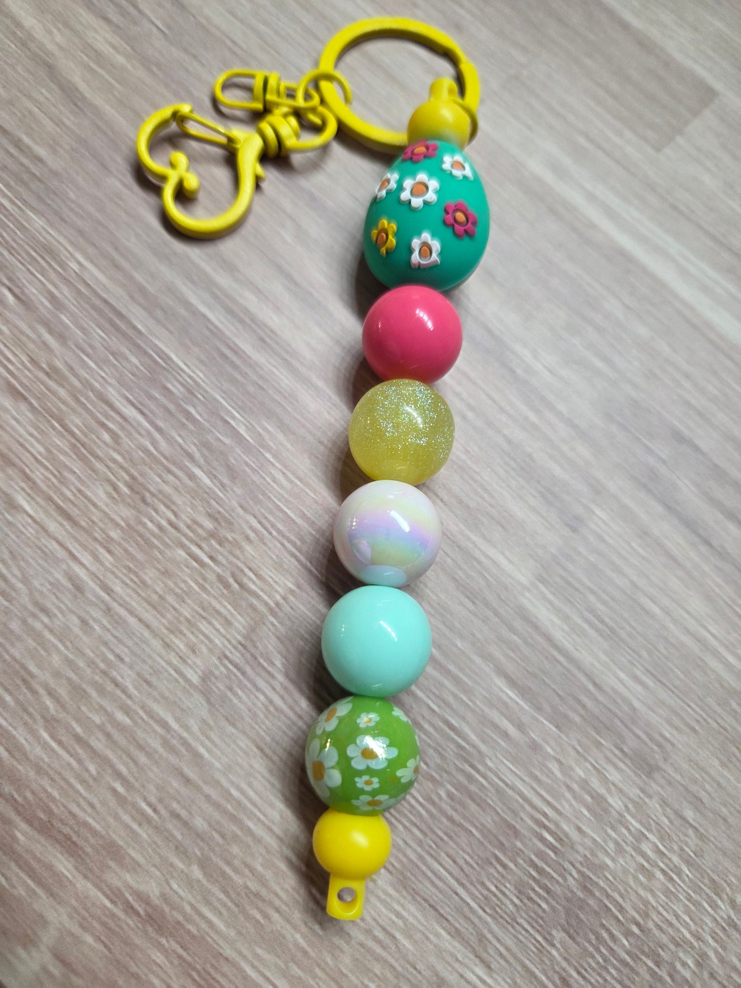 Easter - Cute Decorated Easter Egg Focal Keychain/Purse Charm with a Daisy Bead. Yellow Hardware.